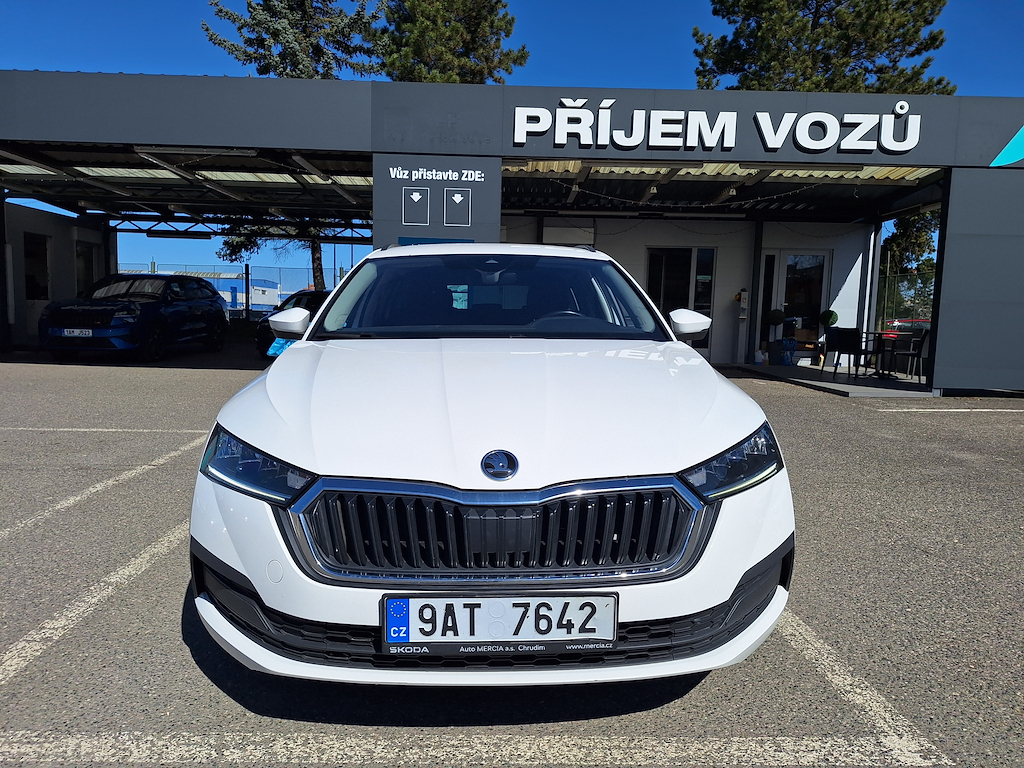 Skoda Octavia 2.0 TDI 110kW DSG Ambition Combi