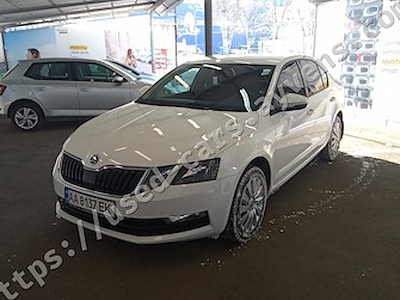 Kaufe SKODA OCTAVIA bei Ayvens Carmarket