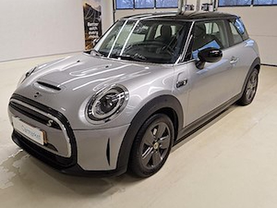 Buy MINI MINI 32.6 KWH COOPER SE on Ayvens Carmarket
