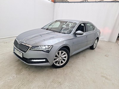 Comprar SKODA SUPERB no Ayvens Carmarket