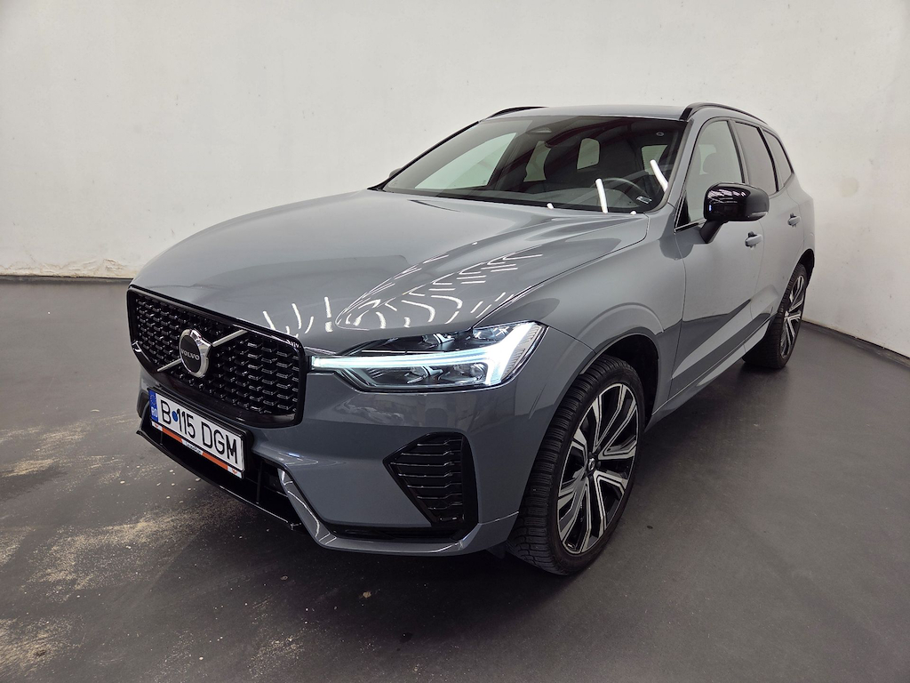 Volvo XC60 2.0 B4 P MHEV R R-DESIGN AUTO