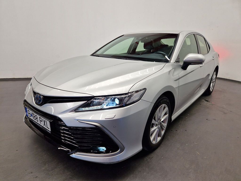 Toyota Camry 2.5 Hybrid Business E-CVT