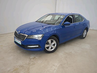 Cumpara SKODA SUPERB prin Ayvens Carmarket