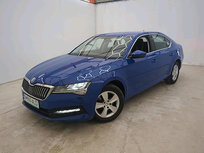 Cumpara SKODA SUPERB prin Ayvens Carmarket