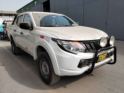 Compra MITSUBISHI L200 DK-R 4X2 2.5 TD en Ayvens Carmarket