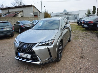 Cumpara LEXUS UX prin Ayvens Carmarket