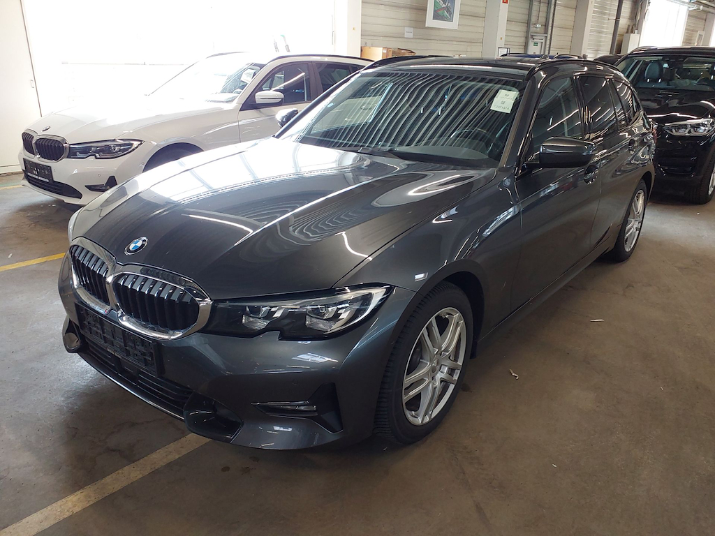 BMW 3 Series 2.0 320D XDRIVE A TOURING SPORT LINE