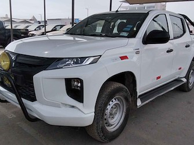 Comprar MITSUBISHI L200 GLX HP 2.4 TD M no Ayvens Carmarket