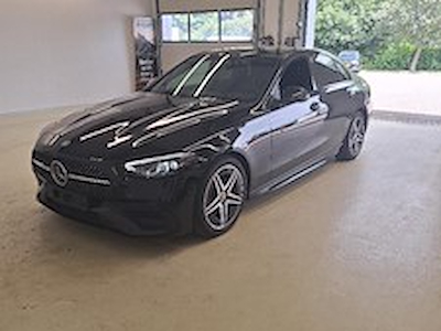 Kaufe MERCEDES-BENZ C 200D AMG LINE bei Ayvens Carmarket