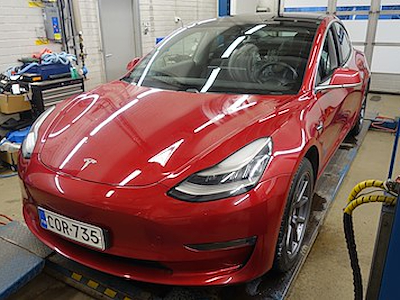 Acquista TESLA MODEL 3 a Ayvens Carmarket