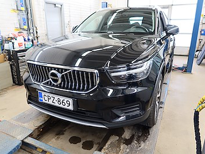 Cumpara VOLVO XC40 prin Ayvens Carmarket