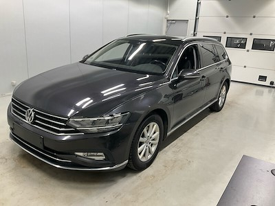 Buy VOLKSWAGEN PASSAT on Ayvens Carmarket