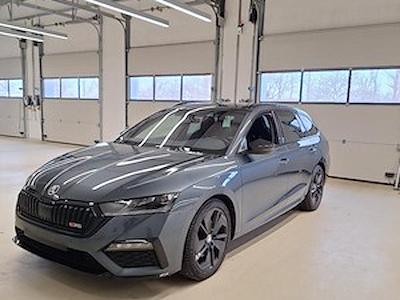 Kaufe SKODA OCTAVIA COMBI 2.0 TDI RS 4X4 bei Ayvens Carmarket