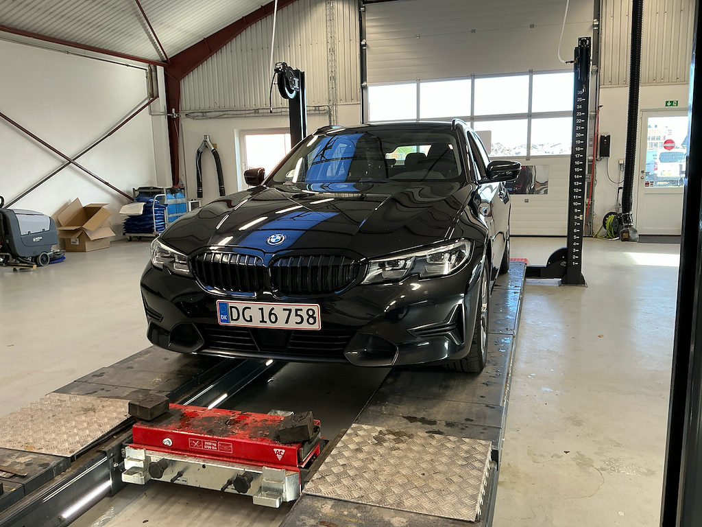 BMW 3 SERIE 330e F Sport Line Touring