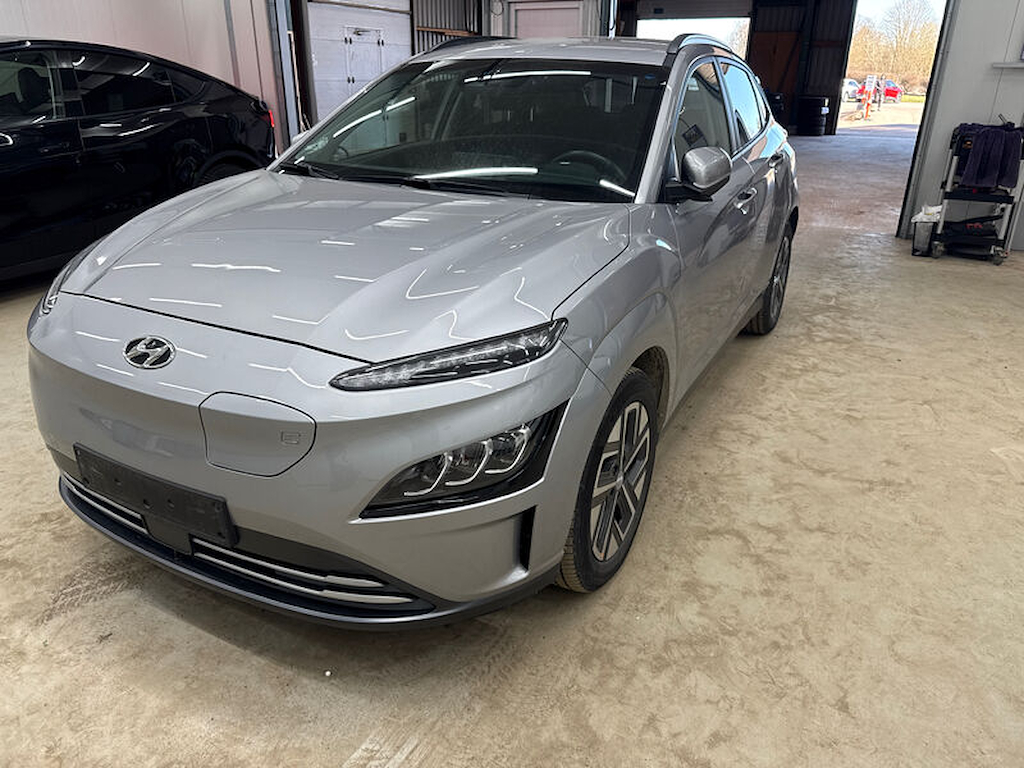 HYUNDAI Kona Ev 64 Kwt Essential Aut.