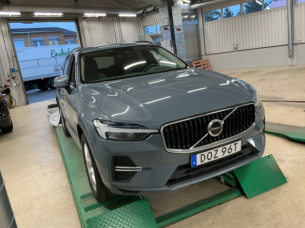 Volvo XC60 B4 197hk AWD Momentum Adv Edt Drag