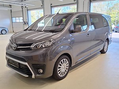 Kaufe TOYOTA PROACE VERSO 2.0D 106KW LWB SH bei Ayvens Carmarket