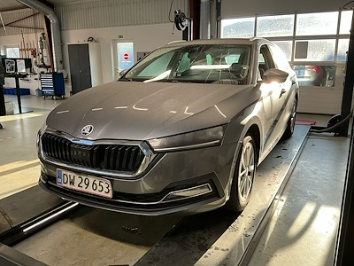 SKODA OCTAVIA 2023 — авто из Европы под ключ