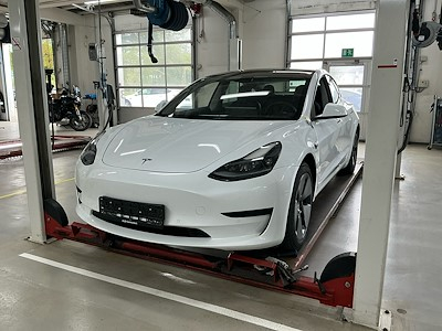 Osta [Merkki] [Malli] osoitteesta Ayvens Carmarket