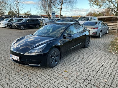 Buy TESLA MODEL 3 on Ayvens Carmarket