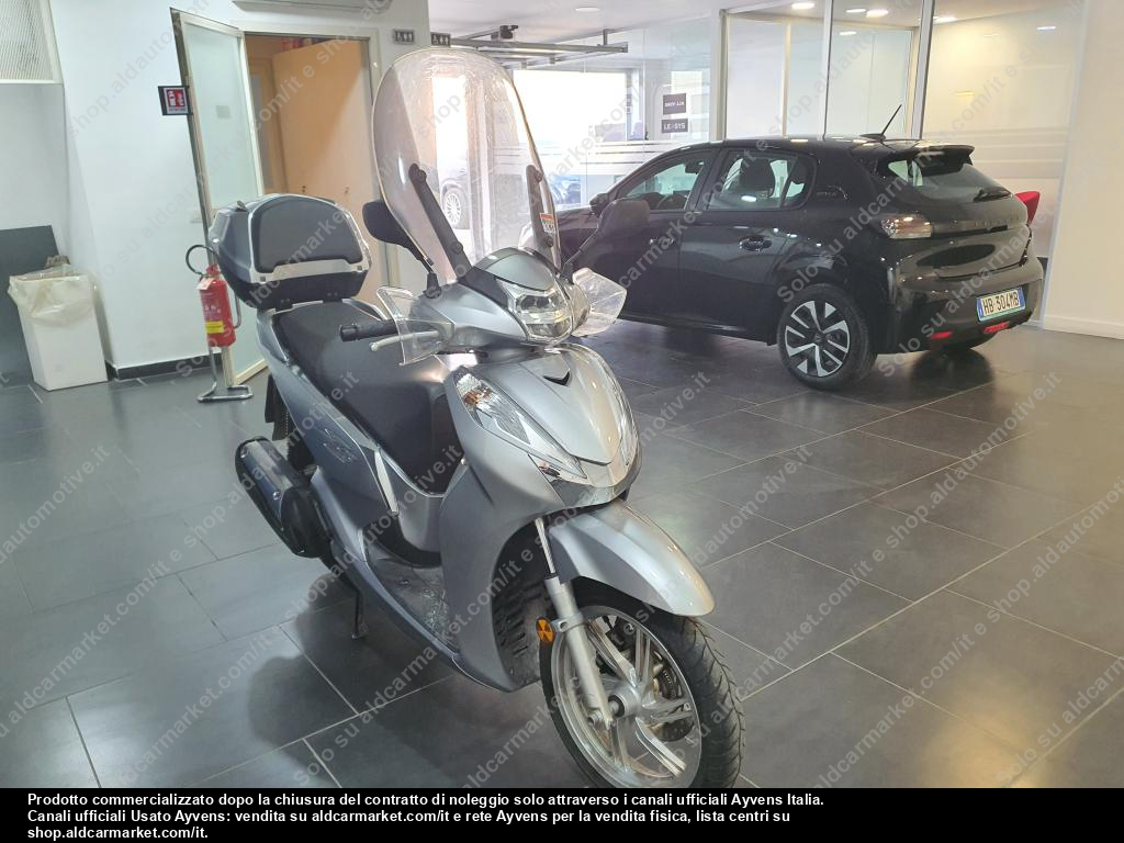 Honda e SH 300 ABS BAULTTO KYLSS  PARABRZZA Motociclo (uro 4) -