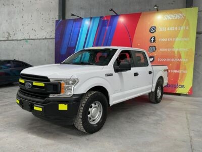 Comprar FORD F-150 Xl Crew Cab 4x4 no Ayvens Carmarket