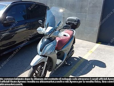 Buy KYMCO KYMCO PEOPLE S 125i ABS Motociclo (Euro 4)  on Ayvens Carmarket