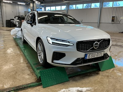 Köp VOLVO V60 på Ayvens Carmarket