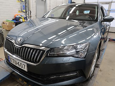 Kup SKODA SUPERB na Ayvens Carmarket