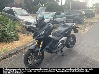 Kjøp HONDA HONDA X-ADV 750 abs DCT MY21 Scooter (Euro 5)  hos Ayvens Carmarket