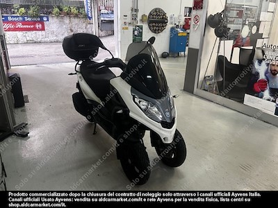 Köp PIAGGIO PIAGGIO MP3 300 ABS HPE på Ayvens Carmarket