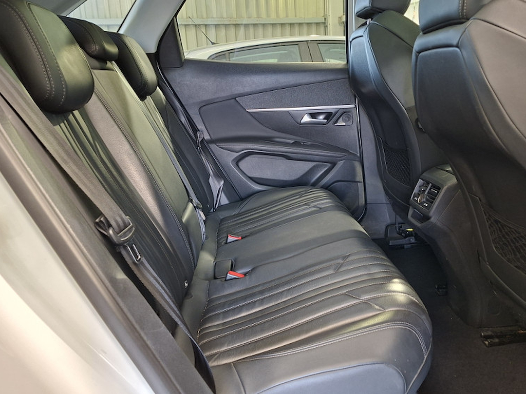 Peugeot 3008 1.2 PureTech 130ch Allure Business S&S EAT8