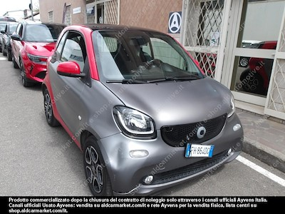 Acquista SMART SMART FORTWO COUPÈ 70 1.0 52kW prime twinamic Coupé 3-door a Ayvens Carmarket