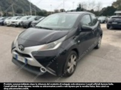 Acquista TOYOTA TOYOTA AYGO 1.0 VVT-i x-play Micro car 5-door a Ayvens Carmarket