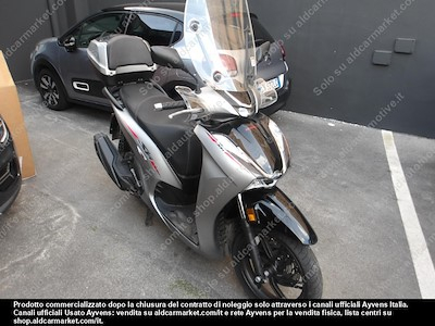 Buy HONDA HONDA SH 350 ABS SPORT BAULETTO KEYLESS E PARABREZ on Ayvens Carmarket