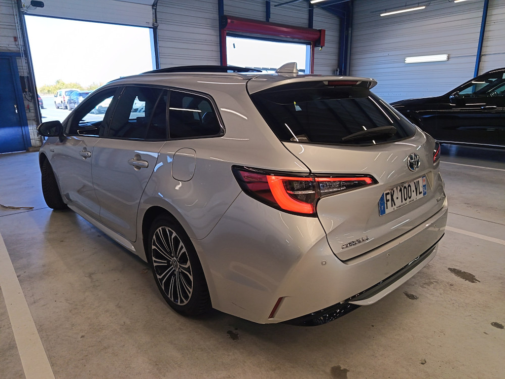 Toyota Corolla TS Touring Spt 180h Design