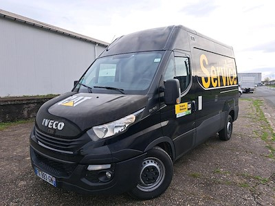 Compra IVECO DAILY en Ayvens Carmarket