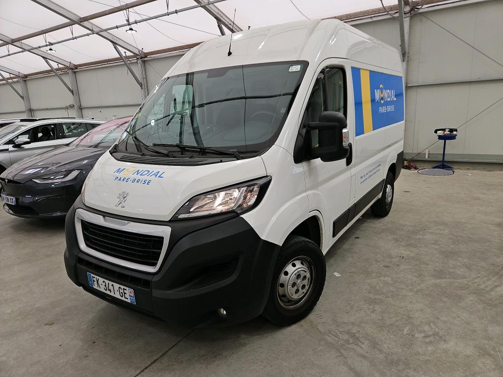 Peugeot BOXER Fg 330 L1H2 2.0 BlueHDi 130 Premium Pack