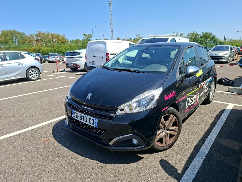 PEUGEOT 208 208 1.2 PureTech 82ch Signature 5p 