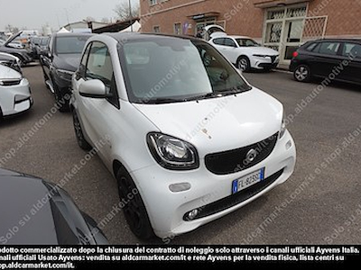 Kaufe SMART SMART FORTWO COUPÈ 70 1.0 52kW passion twinamic Coupé 3-door bei Ayvens Carmarket