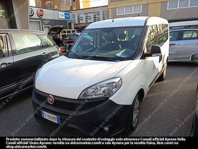 Achetez FIAT FIAT DOBLÒ CARGO COMBI 1.3 Mijet 16v 95CV (cat. N1) Euro6 Combi 5-door sur Ayvens Carmarket