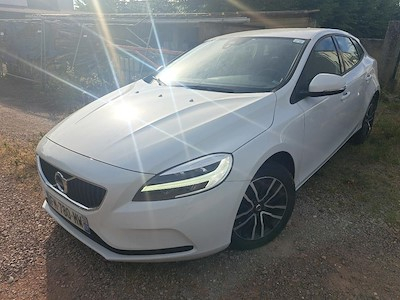 VOLVO V40 2019 — авто из Европы под ключ