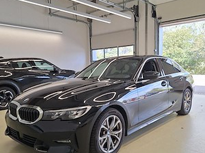 Kaufe BMW 318DA  BERLINE M-SPORT bei Ayvens Carmarket