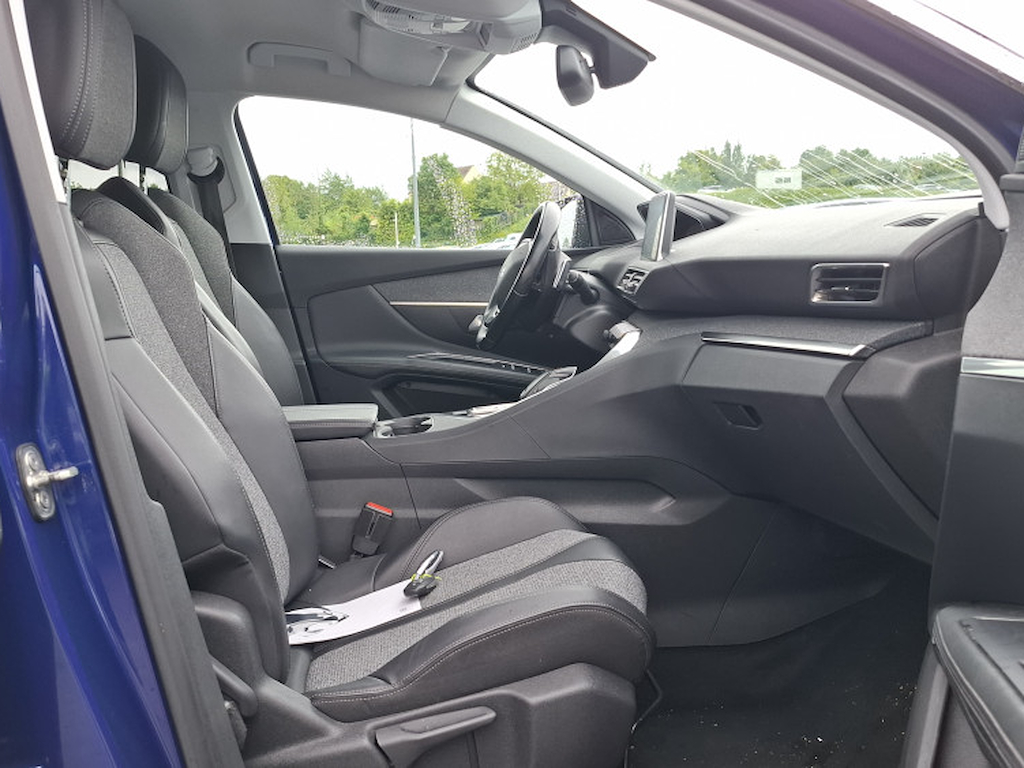 Peugeot 3008 1.2 PureTech 130ch Allure Business S&S EAT8