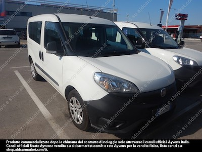 Kjøp FIAT FIAT DOBLÒ CARGO COMBI 1.3 Mijet 16v 95CV (cat. N1) Euro6 Combi 5-door hos Ayvens Carmarket