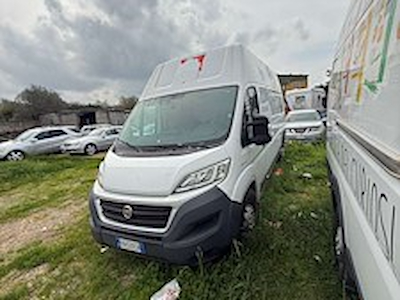 Buy FIAT FIAT DUCATO MAXI 35 XLH3 2.3 Multijet 130CV 6M Furgone 4-door on Ayvens Carmarket