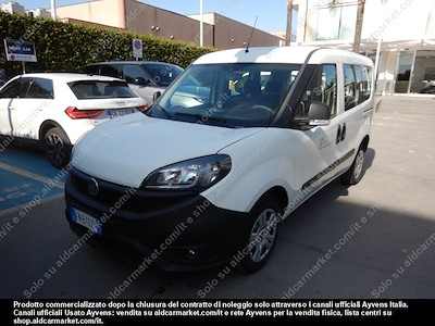 Kjøp FIAT FIAT DOBLÒ CARGO COMBI 1.3 Mijet 16v 95CV (cat. N1) Euro6 Combi 5-door hos Ayvens Carmarket