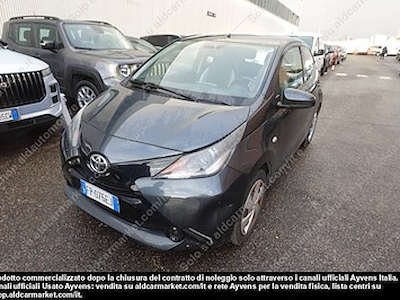 Kupi TOYOTA TOYOTA AYGO 1.0 VVT-i x-business Micro car 5-door na Ayvens Carmarket