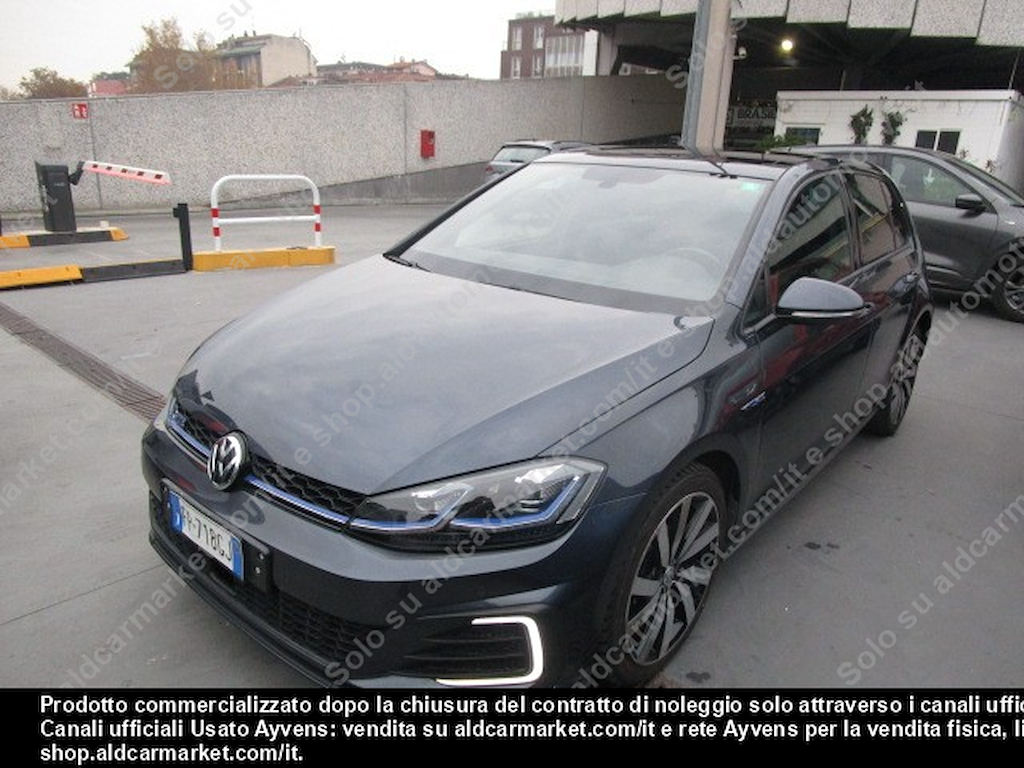 Volkswagen Golf GTE 1.4 TSI Plug-In-Hybrid DSG Hatchback 5-door -