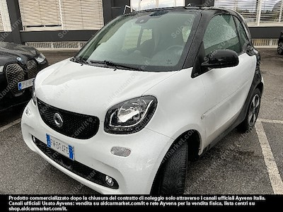 Buy SMART SMART FORTWO COUPÈ 70 1.0 52kW passion twinamic Coupé 3-door (Euro 6.2) on Ayvens Carmarket
